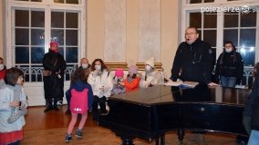 Pałac w Czerniejewie ożył tej nocy...  - zdjęcie 25