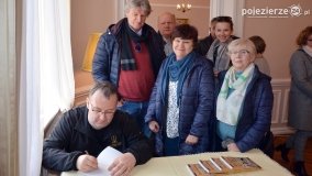 Turyści oczarowani pałacem w Zakrzewie! - zdjęcie 92