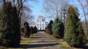 Turyści oczarowani pałacem w Zakrzewie! - zdjęcie 2