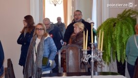 Tajemniczy pałac Zakrzewo ponownie wypełnił się turystami - zdjęcie 45