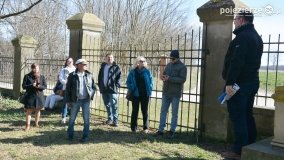 Tajemniczy pałac Zakrzewo ponownie wypełnił się turystami - zdjęcie 36