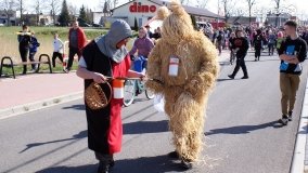„Pochód z Niedźwiedziem” w Czerniejewie - zdjęcie 50