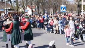 „Pochód z Niedźwiedziem” w Czerniejewie - zdjęcie 30