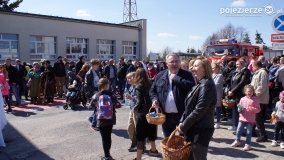 „Pochód z Niedźwiedziem” w Czerniejewie - zdjęcie 11