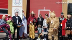 „Pochód z Niedźwiedziem” w Czerniejewie - zdjęcie 6