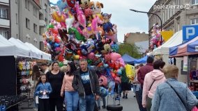 Jarmark Świętowojciechowy odwiedzają tłumy gnieźnian i turystów - zdjęcie 126