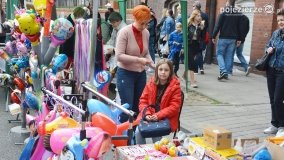 Jarmark Świętowojciechowy odwiedzają tłumy gnieźnian i turystów - zdjęcie 113