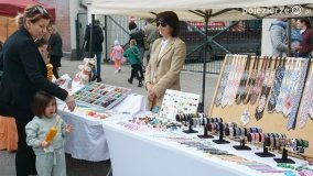 Jarmark Świętowojciechowy odwiedzają tłumy gnieźnian i turystów - zdjęcie 106