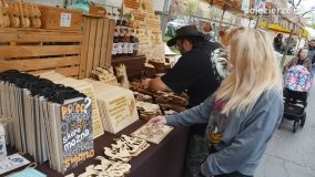 Jarmark Świętowojciechowy odwiedzają tłumy gnieźnian i turystów - zdjęcie 102