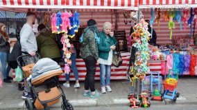 Jarmark Świętowojciechowy odwiedzają tłumy gnieźnian i turystów - zdjęcie 92