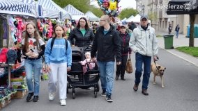 Jarmark Świętowojciechowy odwiedzają tłumy gnieźnian i turystów - zdjęcie 73
