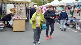 Jarmark Świętowojciechowy odwiedzają tłumy gnieźnian i turystów - zdjęcie 57