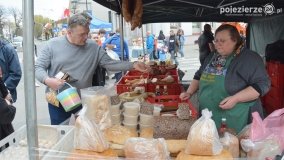 Jarmark Świętowojciechowy odwiedzają tłumy gnieźnian i turystów - zdjęcie 46