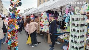 Jarmark Świętowojciechowy odwiedzają tłumy gnieźnian i turystów - zdjęcie 37