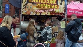 Jarmark Świętowojciechowy odwiedzają tłumy gnieźnian i turystów - zdjęcie 17