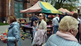 Jarmark Świętowojciechowy odwiedzają tłumy gnieźnian i turystów - zdjęcie 15