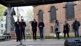 Jarmark Świętowojciechowy odwiedzają tłumy gnieźnian i turystów - zdjęcie 1