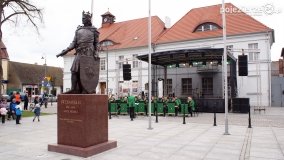 W Rogoźnie odsłonięto pomnik króla Przemysła II - zdjęcie 69