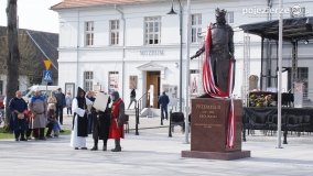 W Rogoźnie odsłonięto pomnik króla Przemysła II - zdjęcie 46