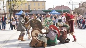 W Rogoźnie odsłonięto pomnik króla Przemysła II - zdjęcie 15