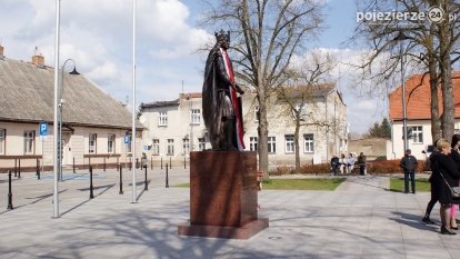 W Rogoźnie odsłonięto pomnik króla Przemysła II