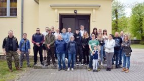 Zwiedzali Popowo Ignacewo śladami braci Saskowskich - zdjęcie 8