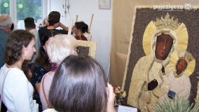 Dzieła tworzone z pasją i sercem! Niecodzienna wystawa w bibliotece w Zdziechowie! - zdjęcie 36