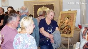 Dzieła tworzone z pasją i sercem! Niecodzienna wystawa w bibliotece w Zdziechowie! - zdjęcie 24