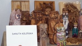 Dzieła tworzone z pasją i sercem! Niecodzienna wystawa w bibliotece w Zdziechowie! - zdjęcie 19