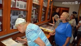 Seniorzy z Poznania zwiedzali Niechanowo - zdjęcie 36