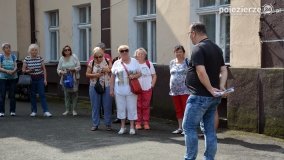 Seniorzy z Poznania zwiedzali Niechanowo - zdjęcie 2