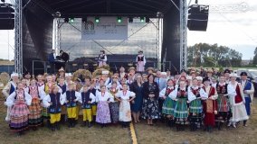 Obfite Dożynki Gminy Gniezno! Obfite artystycznie i kulinarnie! - zdjęcie 29