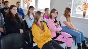 Unikatowa wystawa o Stanisławie Walasiewicz w bibliotece w Zdziechowie! - zdjęcie 8