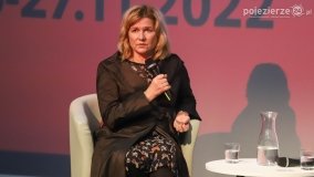 Gwiazdy filmowe zawitały do Barcina i odsłoniły Barcie - zdjęcie 23