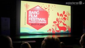 Gwiazdy filmowe zawitały do Barcina i odsłoniły Barcie - zdjęcie 1