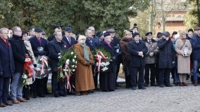 Gniezno uczciło 104. rocznicę wybuchu Powstania Wielkopolskiego - zdjęcie 9