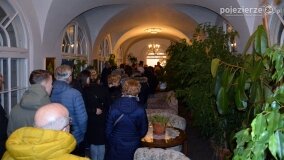 Nocne zwiedzanie pałacu w Czerniejewie - zdjęcie 11