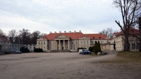 Magiczne popołudnie w pałacu w Czerniejewie - zdjęcie 1