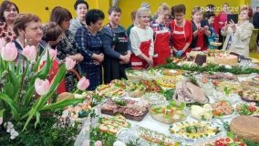 W Barcinie stoły uginały się od wielkanocnych pyszności - zdjęcie 21