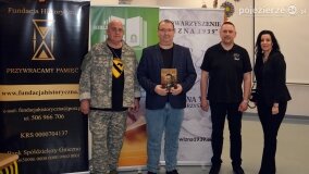 „Tu spoczywa Hubal”. Niezwykła opowieść o majorze Henryku Dobrzańskim - zdjęcie 71