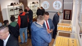 „Historia którą skrywa ziemia”. Gnieźnianie na otwarciu niezwykłego miejsca w Polsce! - zdjęcie 49