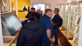 „Historia którą skrywa ziemia”. Gnieźnianie na otwarciu niezwykłego miejsca w Polsce! - zdjęcie 40