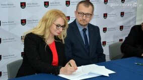 „Historia którą skrywa ziemia”. Gnieźnianie na otwarciu niezwykłego miejsca w Polsce! - zdjęcie 33