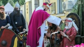 Różne epoki i ich przedstawiciele spotkali się w Łabiszynie - zdjęcie 9