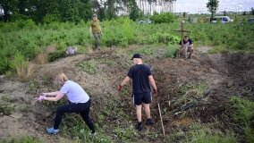 Fundacja Historyczna „Przywracamy Pamięć” postawiła krzyż przy „dołach śmierci”! - zdjęcie 51