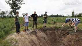 Fundacja Historyczna „Przywracamy Pamięć” postawiła krzyż przy „dołach śmierci”! - zdjęcie 40