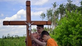 Fundacja Historyczna „Przywracamy Pamięć” postawiła krzyż przy „dołach śmierci”! - zdjęcie 25