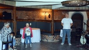 Seniorzy z Poznania zrelaksowali się w pałacu w Czerniejewie - zdjęcie 49