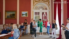 Seniorzy z Poznania zrelaksowali się w pałacu w Czerniejewie - zdjęcie 24