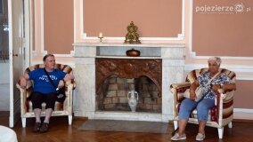 Seniorzy z Poznania zrelaksowali się w pałacu w Czerniejewie - zdjęcie 23